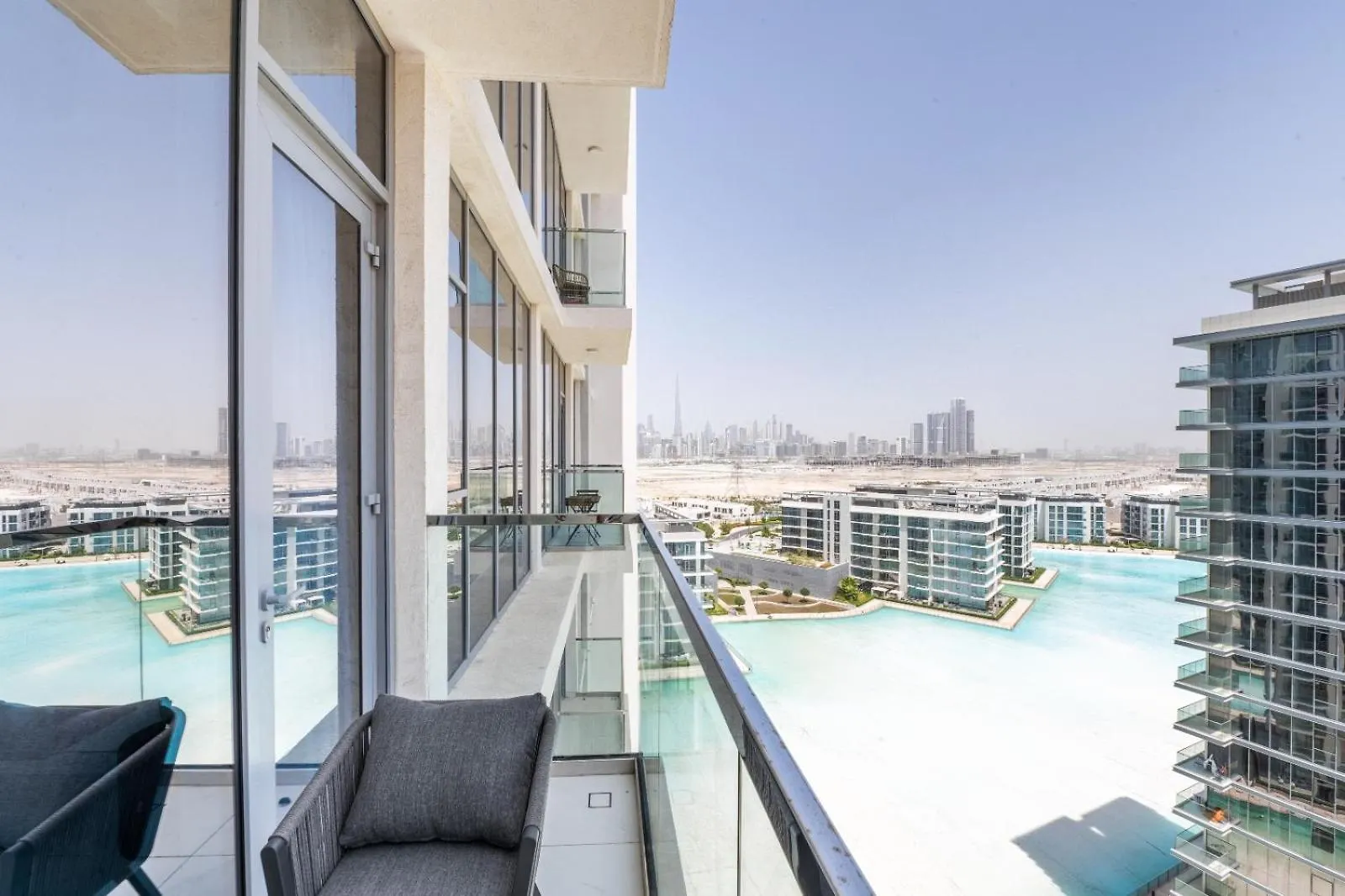 Cozy 1Br For 4 In The Lagoons! Dubai 0*,  United Arab Emirates